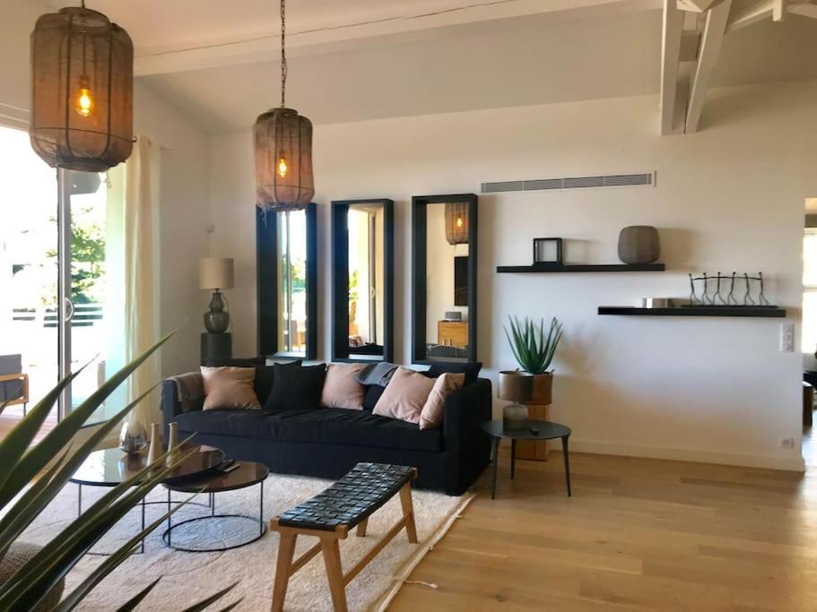 Hibiscus Penthouse Apartment *